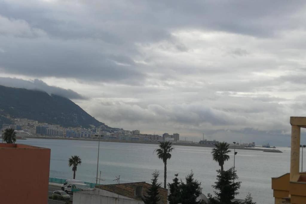 Ferienwohnung Duplex Con Vistas Al Mar La Línea de la Concepción Exterior foto